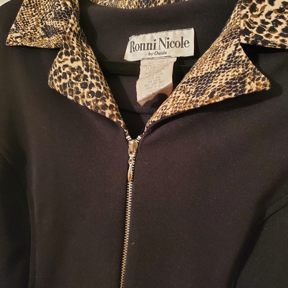 Jacket - Picture 3 of 4